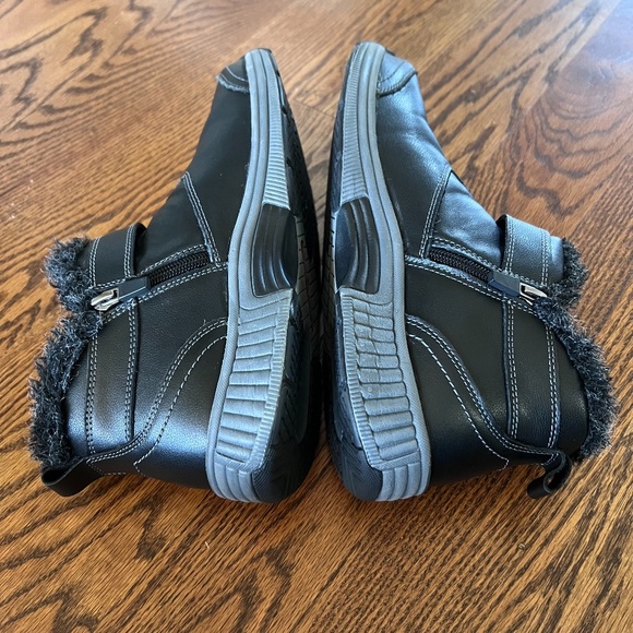 Orthofeet Siena Leather Ankle Boots Black Size 9.5 B Medium NWOT - Picture 11 of 15